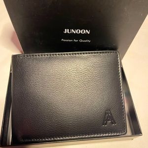 New in box slim line leather wallet